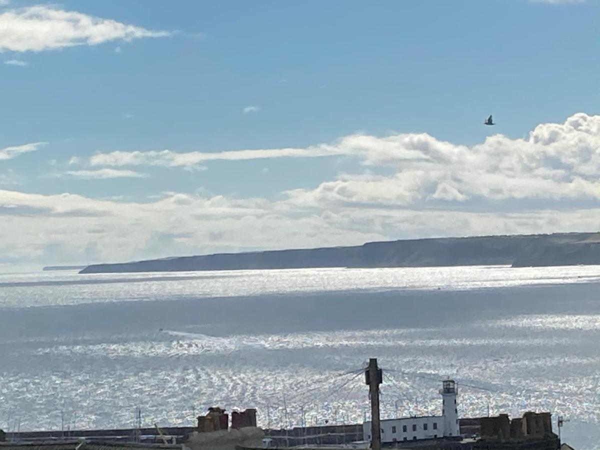 Seascape Scarborough Stunning Seaview Holiday Home Apartment Exterior foto